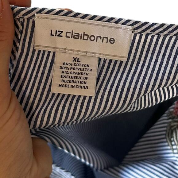 NWT!! Liz Claiborne Floral Embroidery Loose Fitting Blouse - Picture 5 of 8